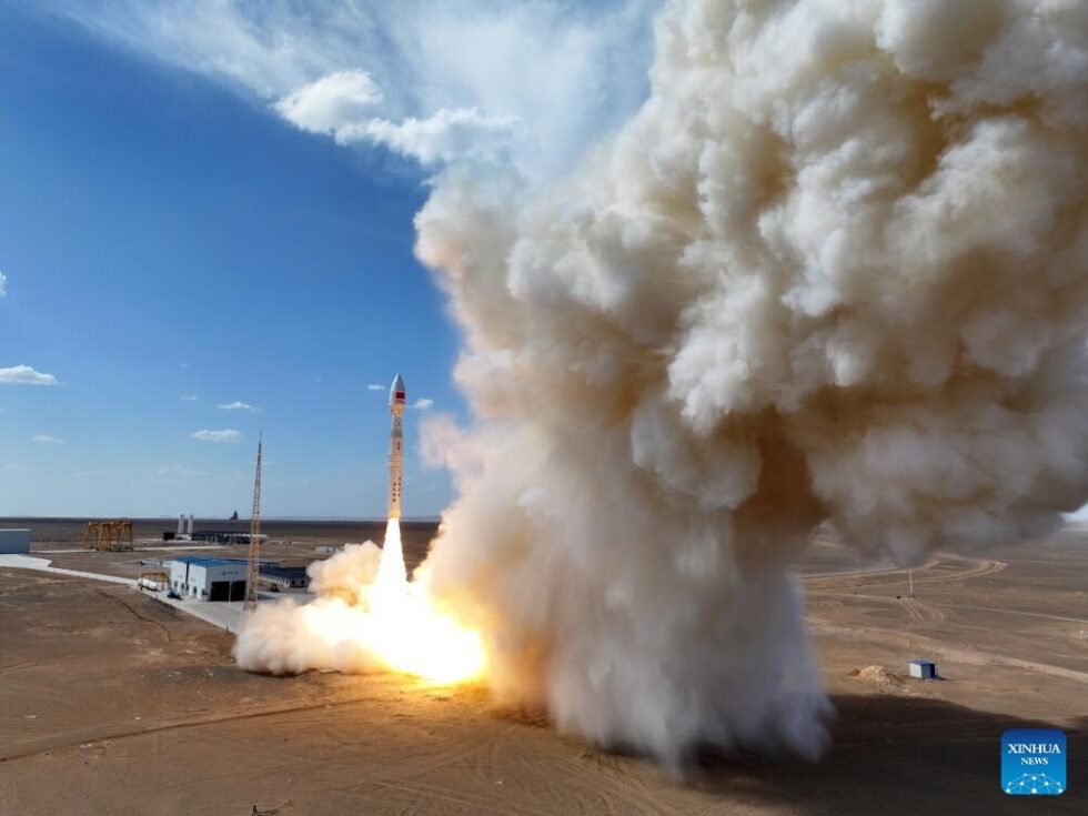 China’s Lijian-1 rocket launches seven satellites, cutting costs and boosting competition
