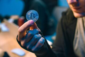Discover the most popular cryptocurrency derivatives in 2025, including perpetual futures, options, ETFs, and tokenized contracts, with trends, risks, and trading tips.
