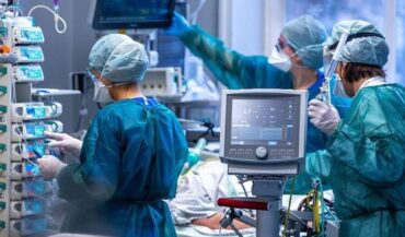 Глава Немецких Врачей Требует Закрытия Больниц для Сокращения Расходов на Здравоохранение