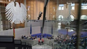 Парламент Германии одобрил налоговый пакет на 5 миллиардов евро для поддержки ресторанов и пассажиров