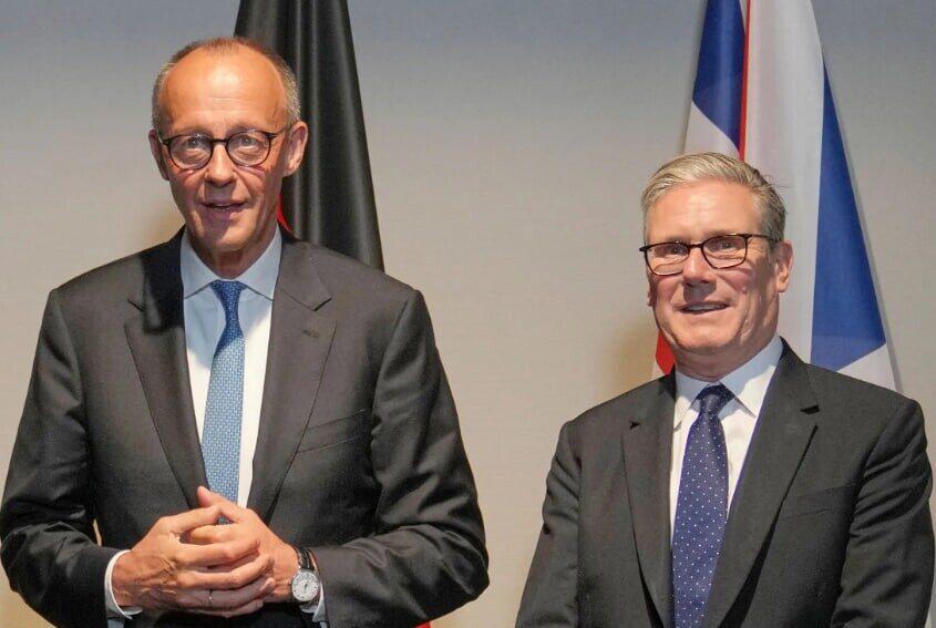 Президент Штайнмайер призвал Великобританию к "перезагрузке" отношений после Brexit, заявив о "новой эре". Визит начался 3.12.25.