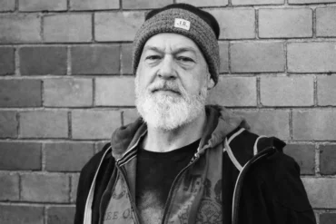 Герд Кнебель из Badesalz умер в 72 года — как культовый комик изменил немецкую комедию